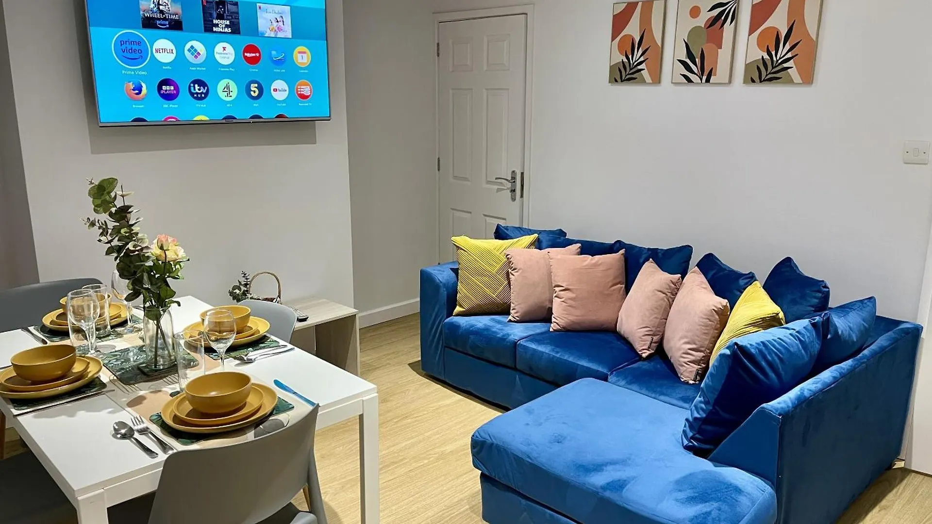 Cosy House Accommodation Cheltenham